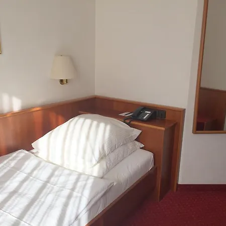 Bismarck Hotel