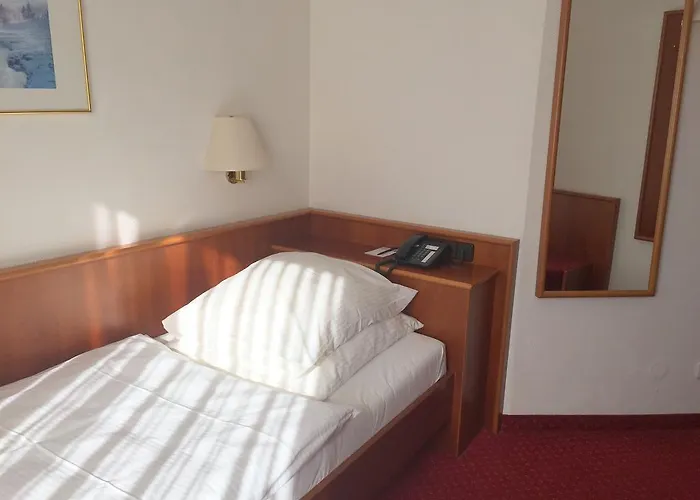 Bismarck Hotel