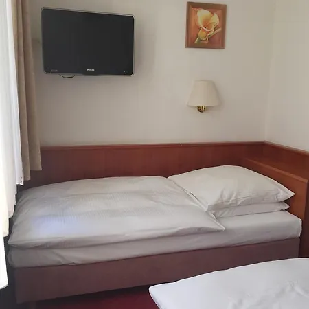 Bismarck 3* Düsseldorf