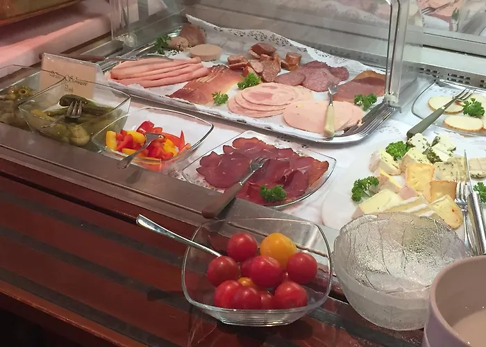 比斯马克酒店 酒店