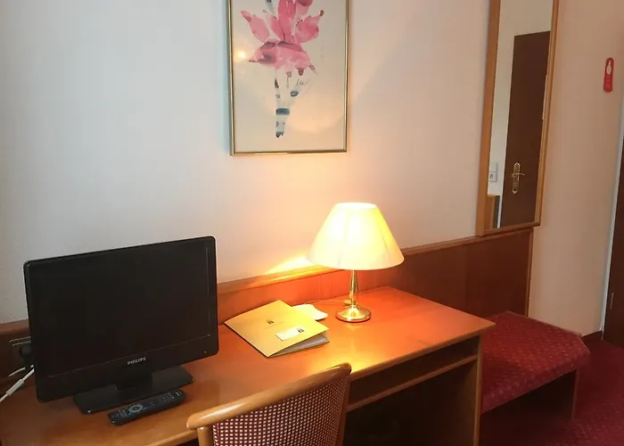 比斯马克酒店 3* 杜塞尔多夫